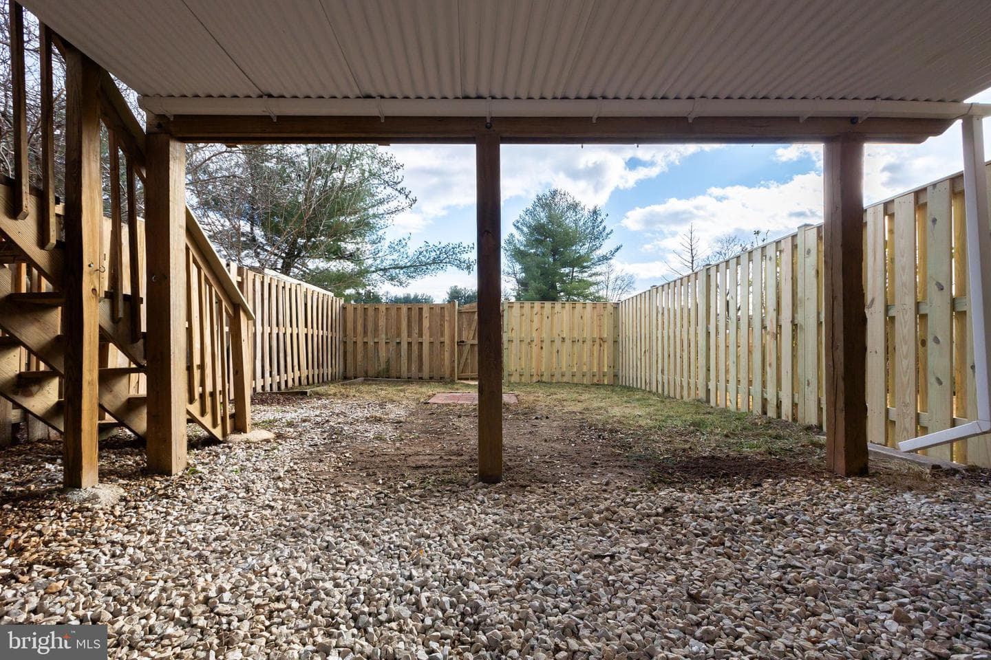 114 Colony Court photo 32
