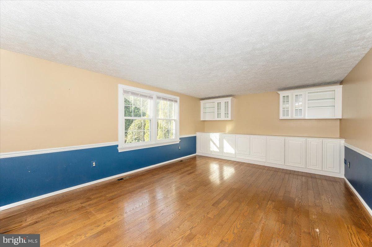 215 Sandstone Drive photo 13