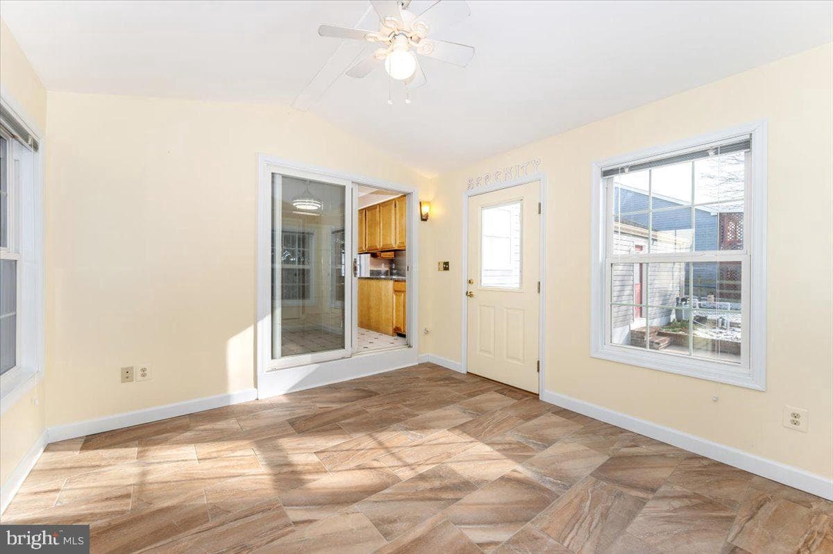215 Sandstone Drive photo 22