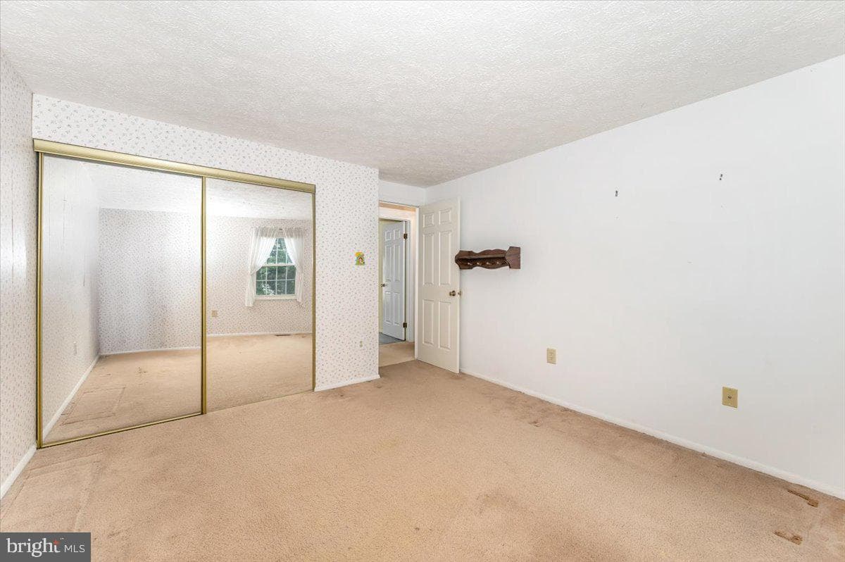 215 Sandstone Drive photo 35