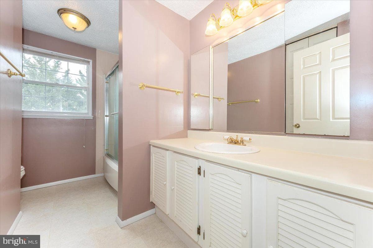 215 Sandstone Drive photo 40