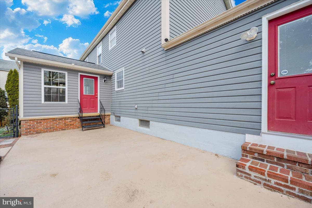 215 Sandstone Drive photo 53