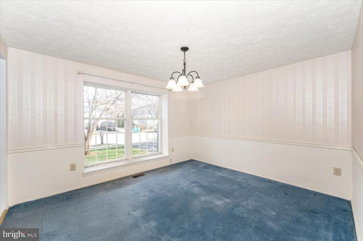 215 Sandstone Drive photo 9
