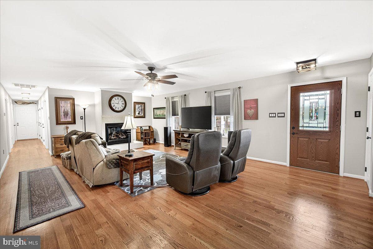 1 Mantle Court photo 10