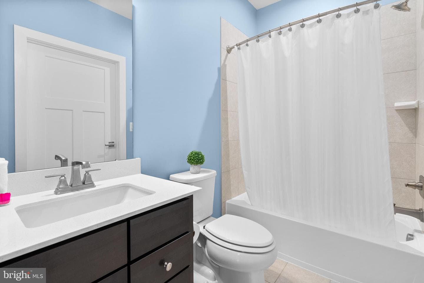 3412 Angelica Way #402 photo 31