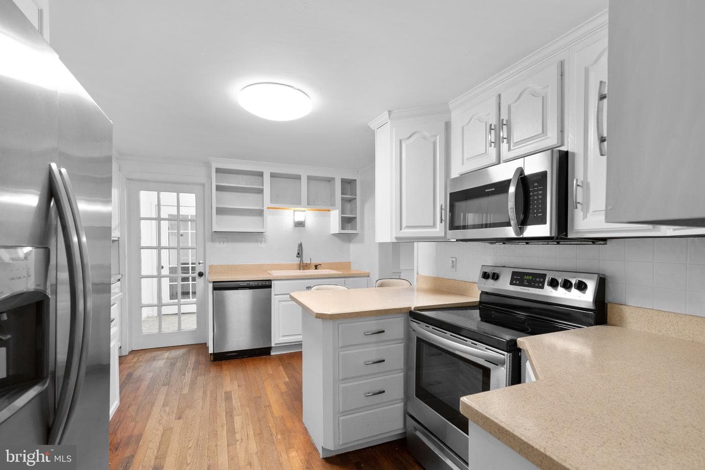 810 Knoxville Road photo 1