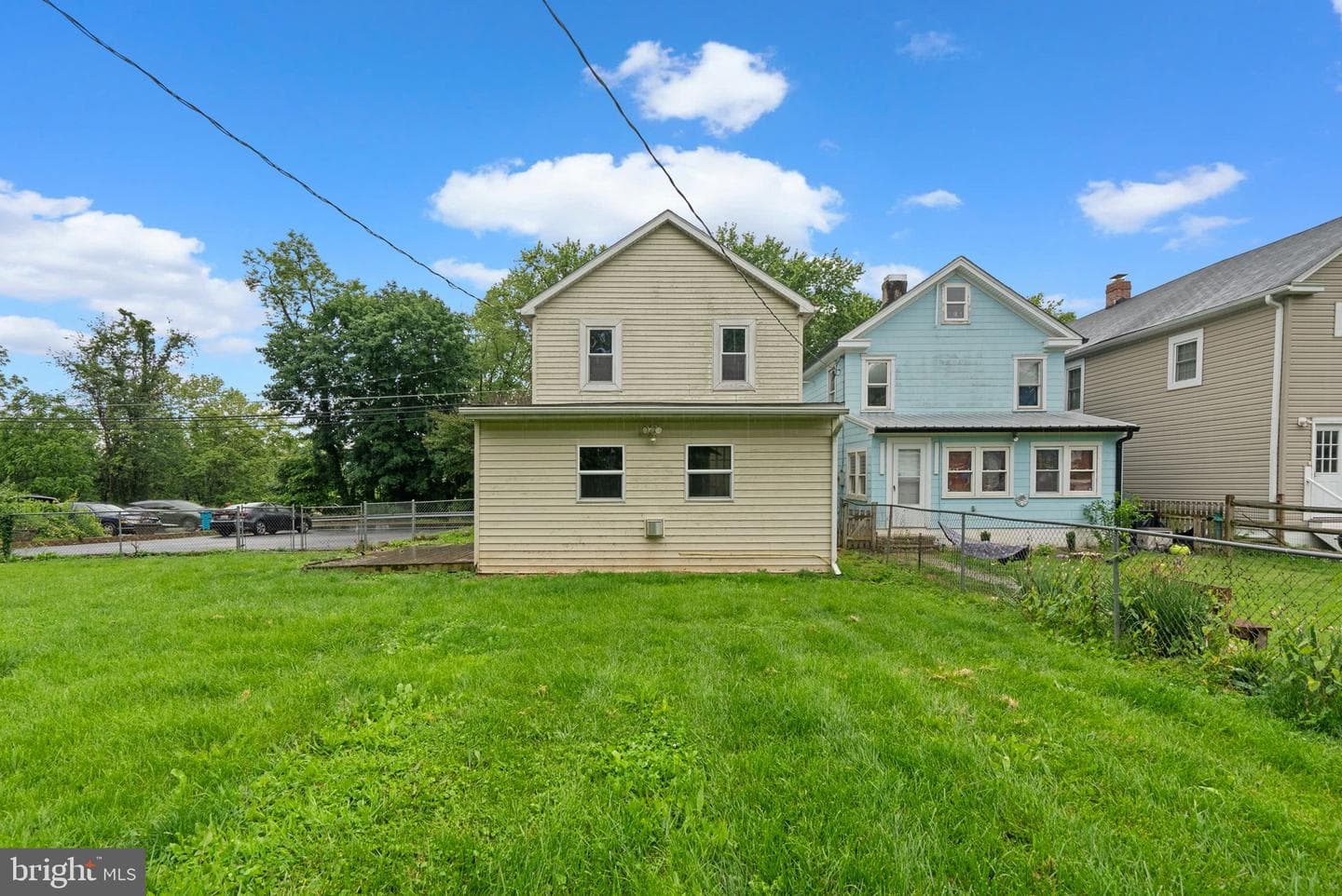 810 Knoxville Road photo 9