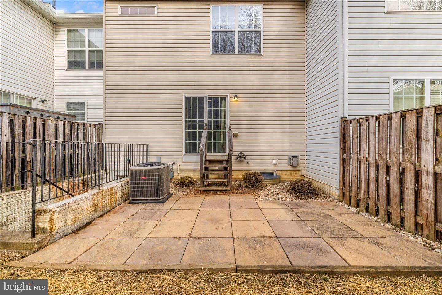 2075 Buell Drive photo 26