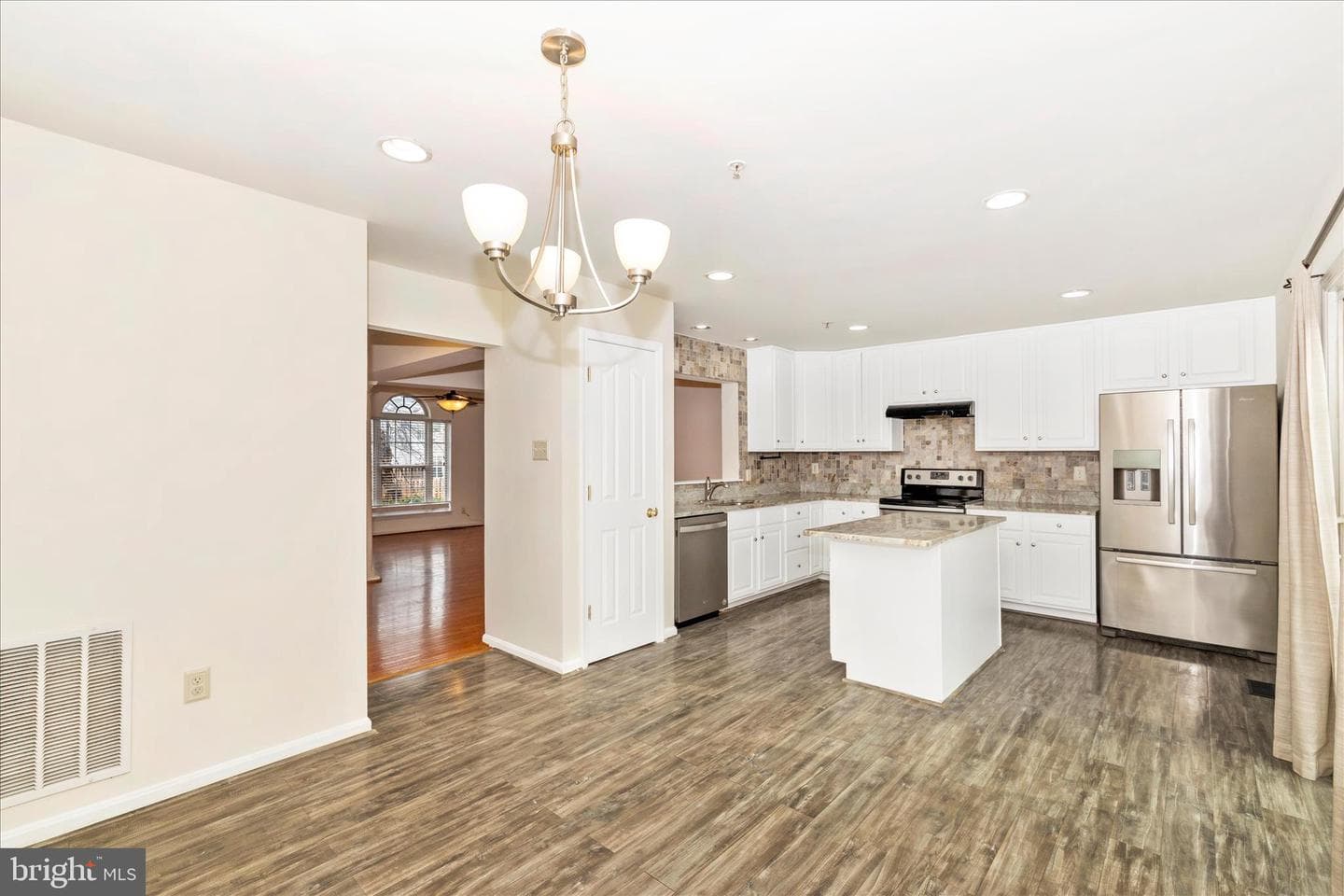 2075 Buell Drive photo 9