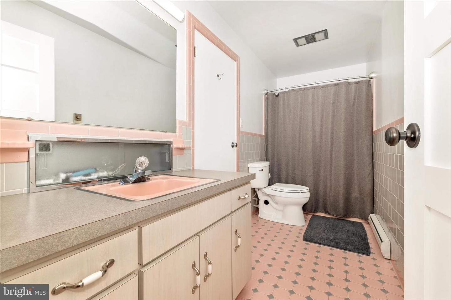 215 Broad Street photo 28