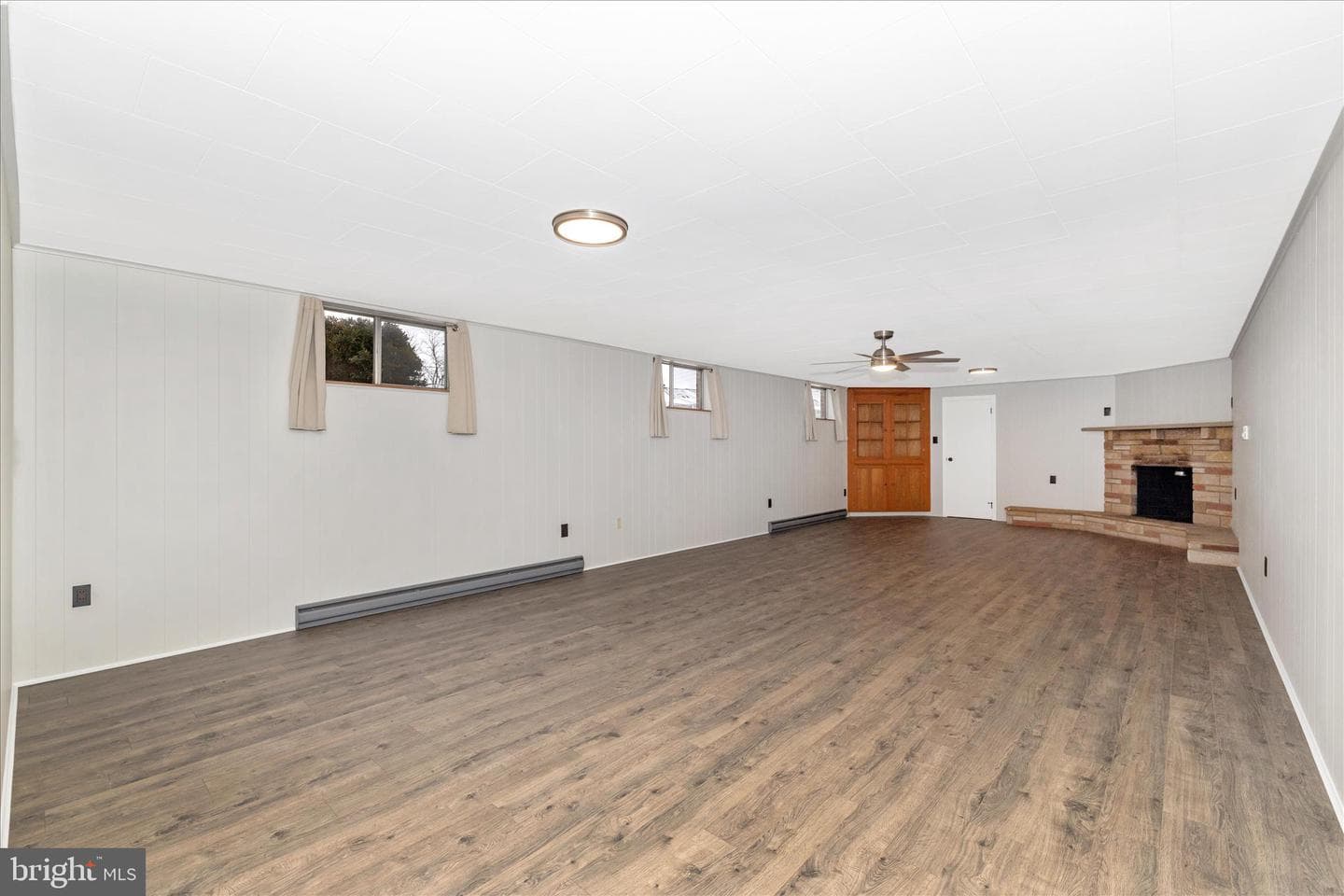 215 Broad Street photo 35