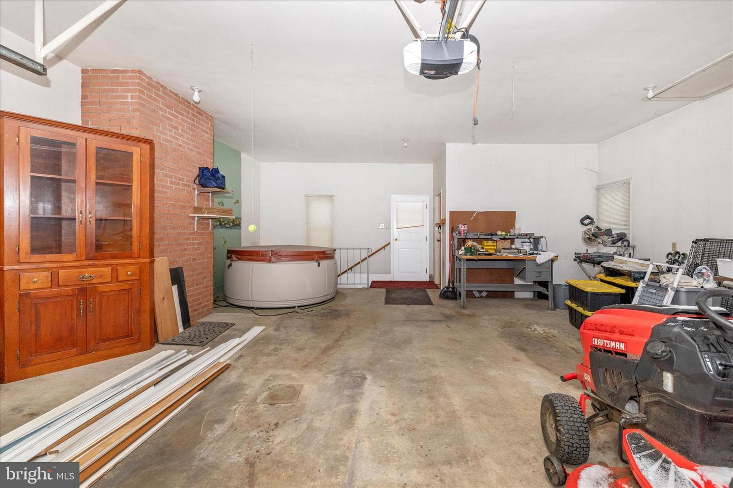 215 Broad Street photo 44