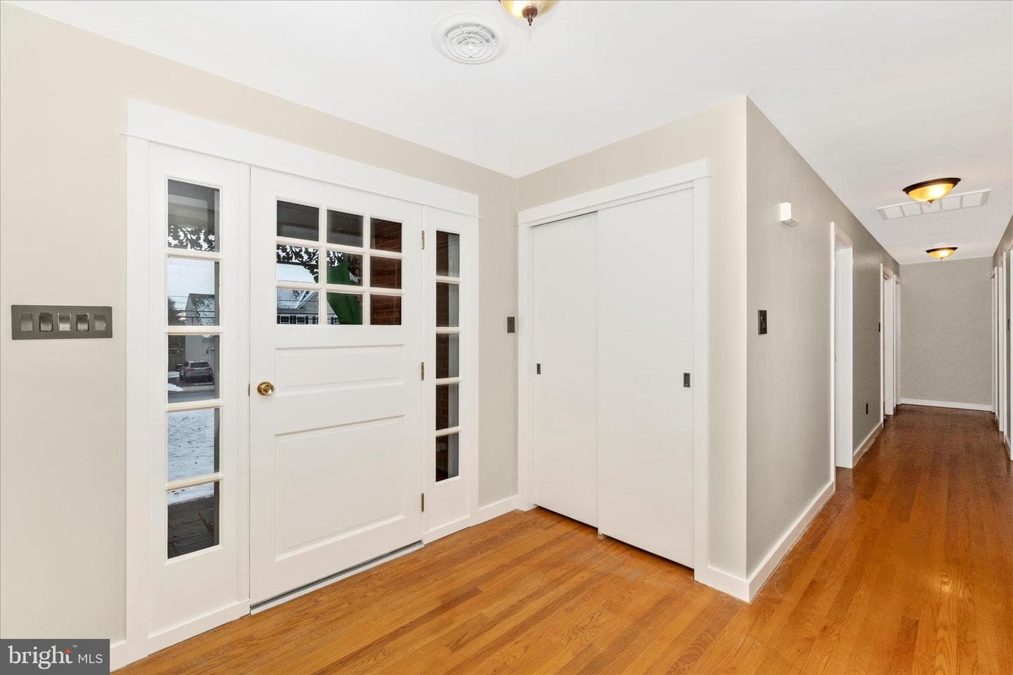 215 Broad Street photo 5