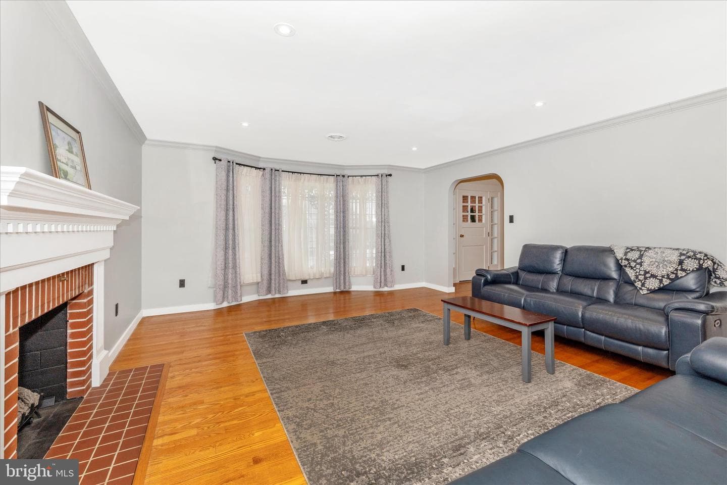 215 Broad Street photo 9