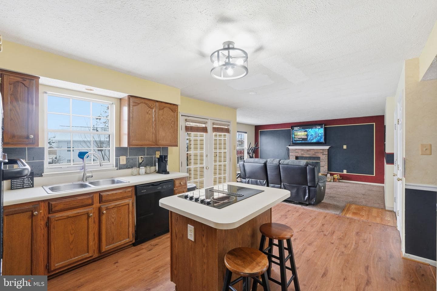 1008 Inkberry Way photo 4
