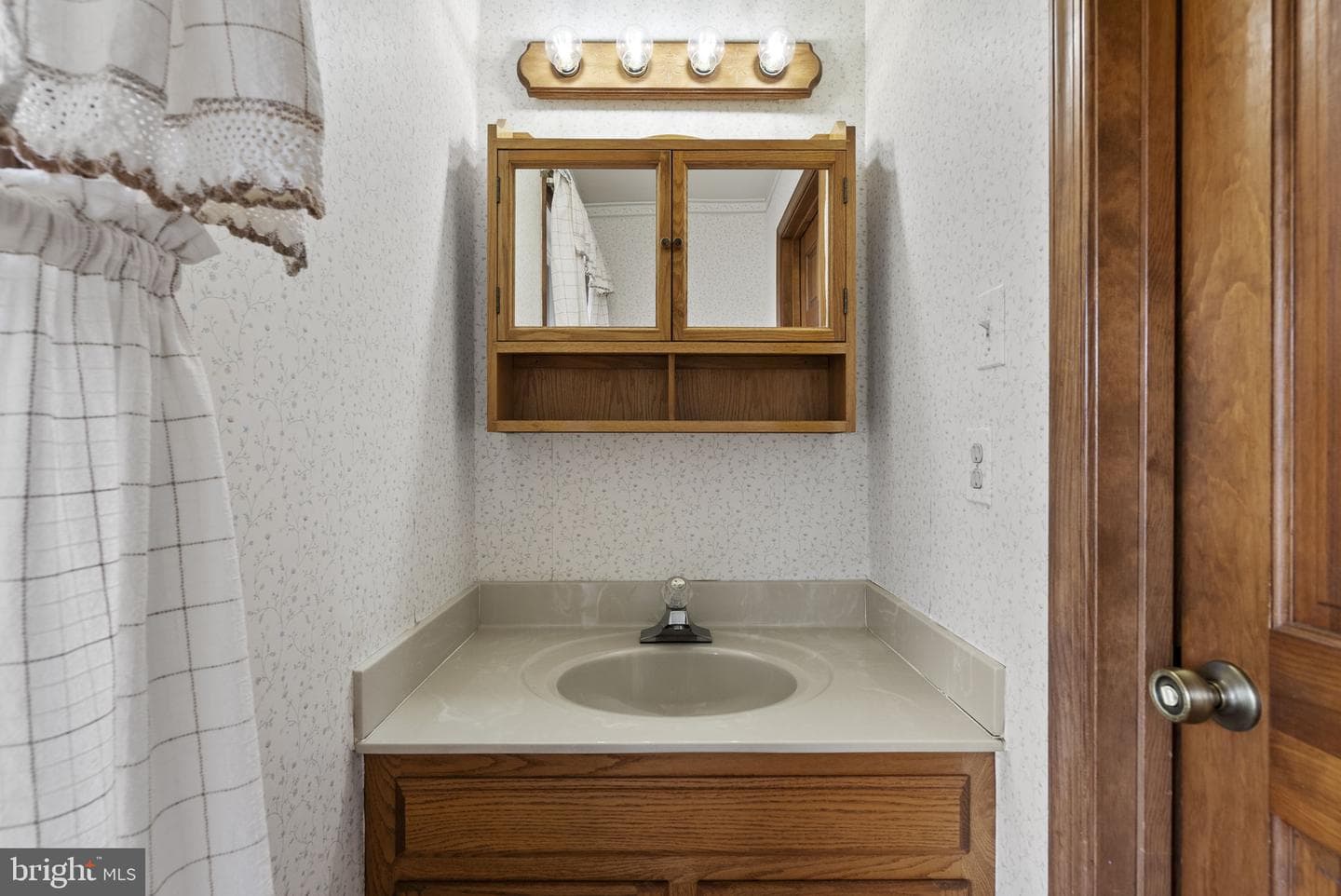 9224 Ball Road photo 44