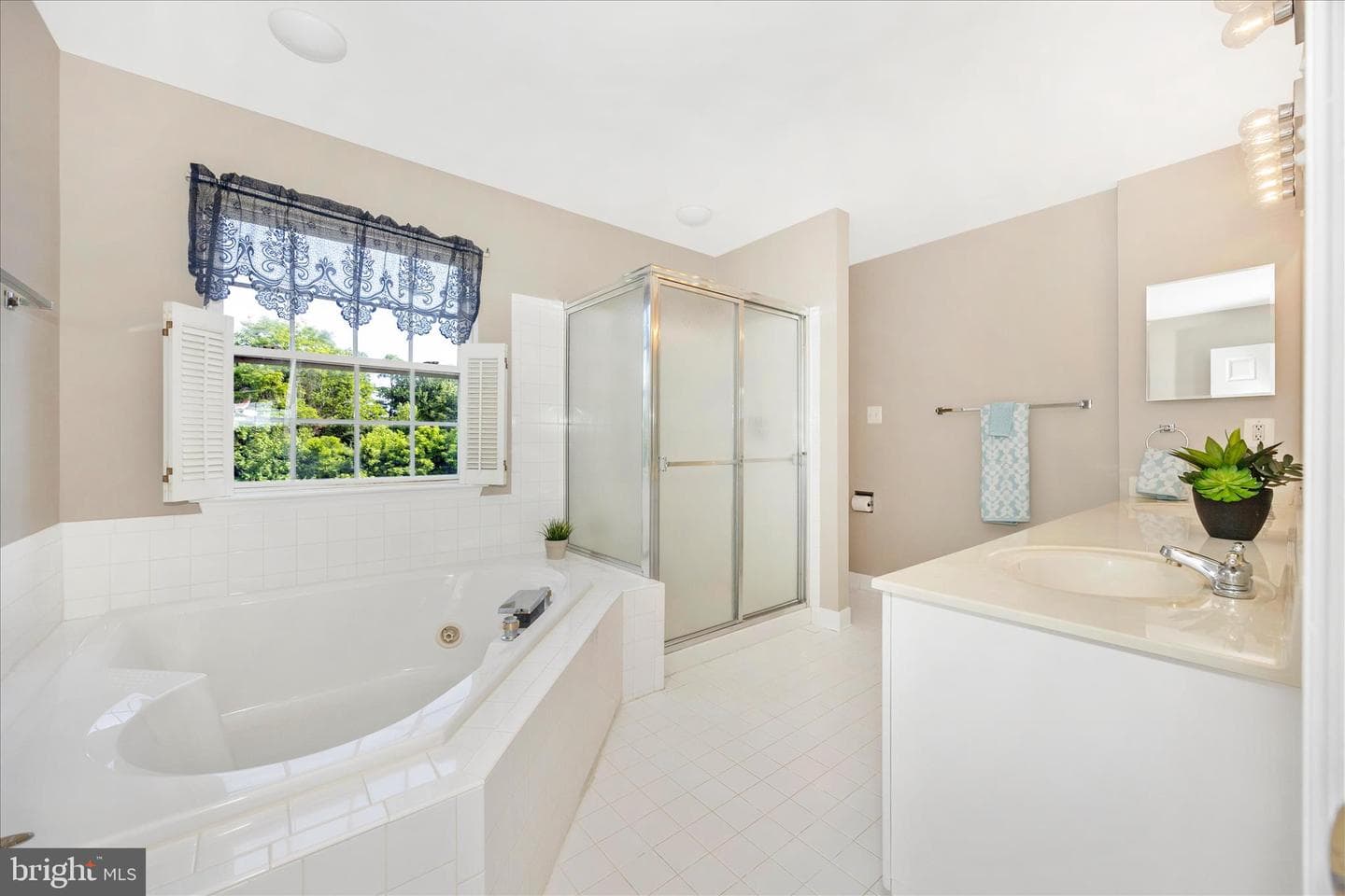 3810 Roundtree Road photo 30