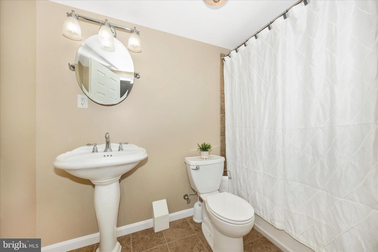 3810 Roundtree Road photo 44
