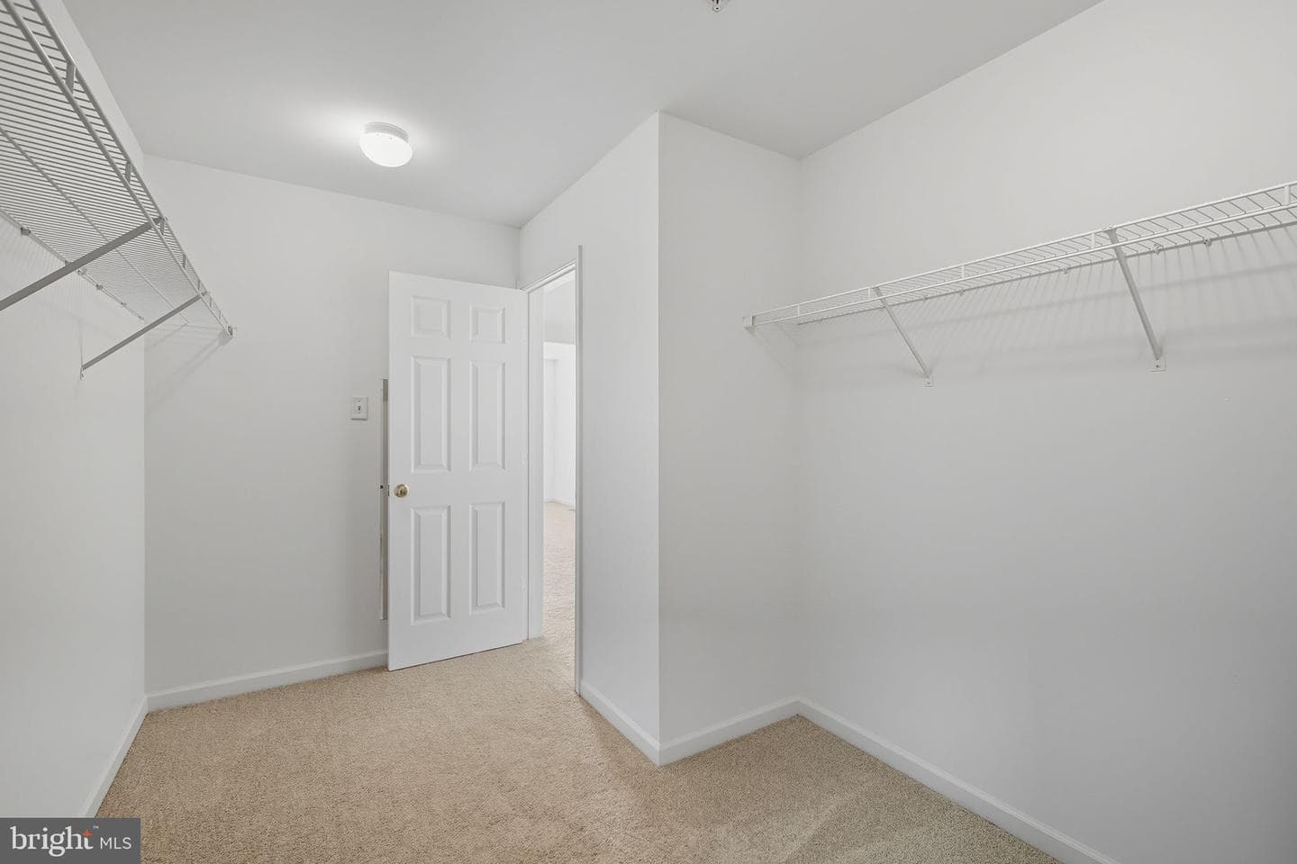 7214 Black Creek Lane photo 17