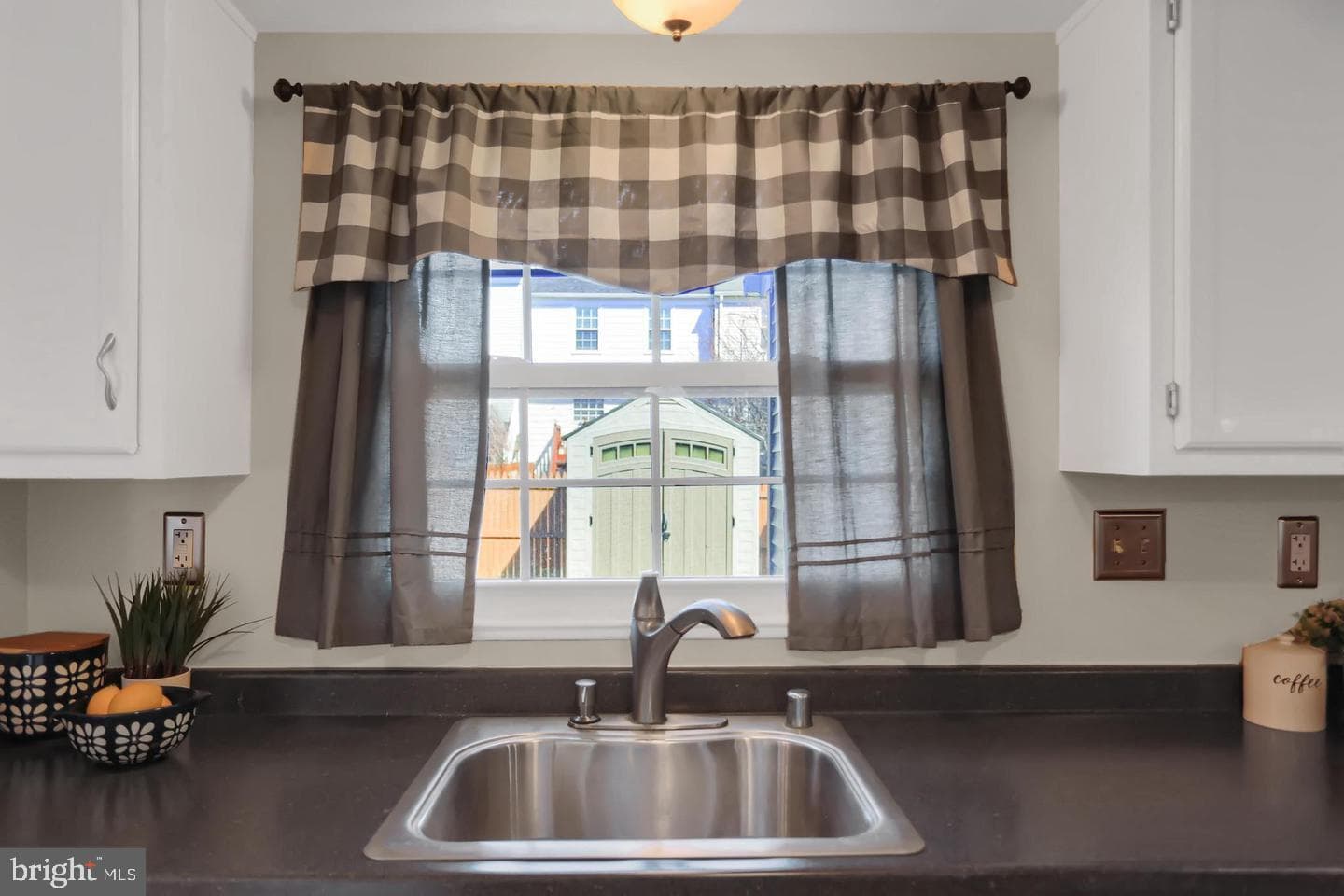 5737 Sunset View Lane photo 16