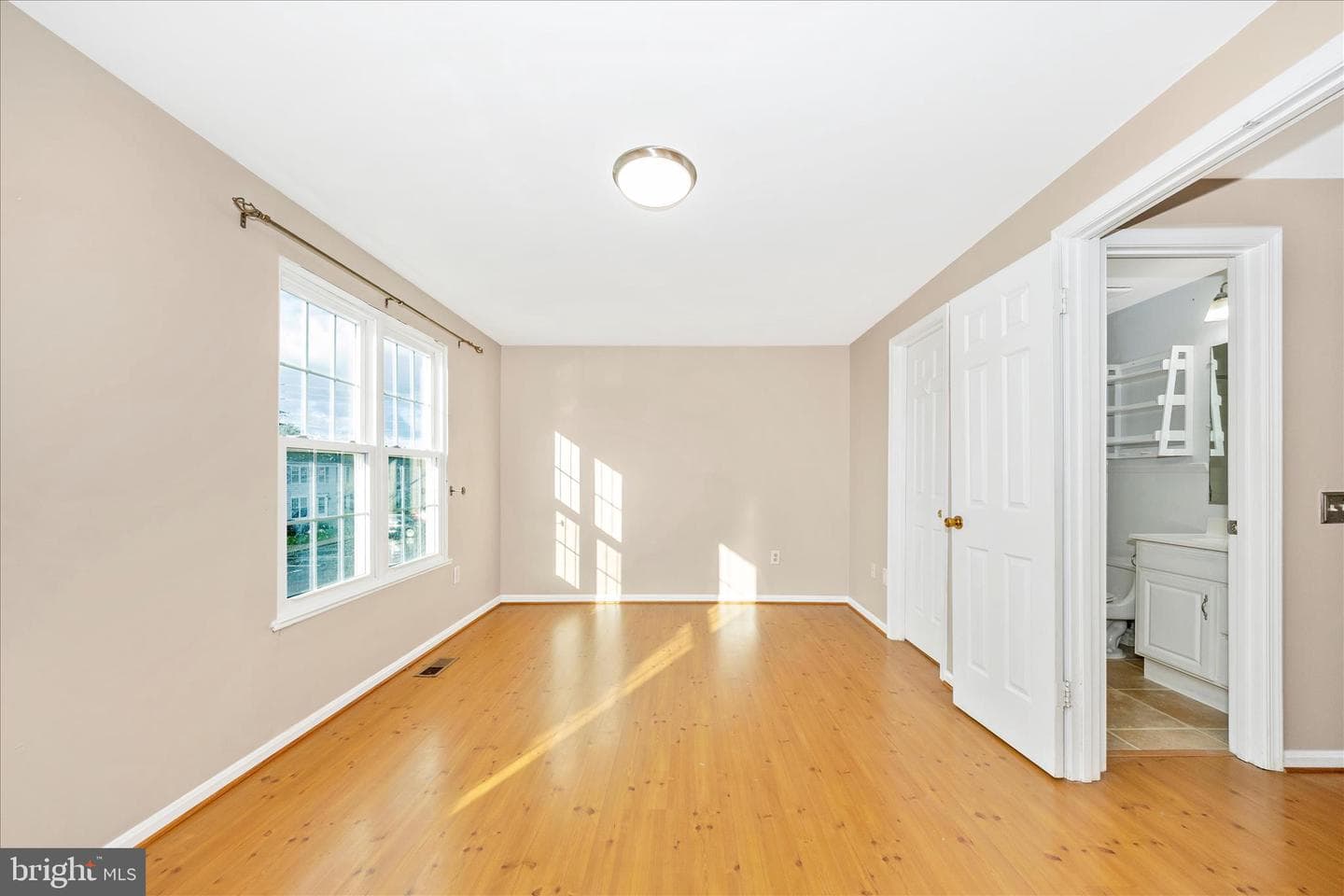 5737 Sunset View Lane photo 35