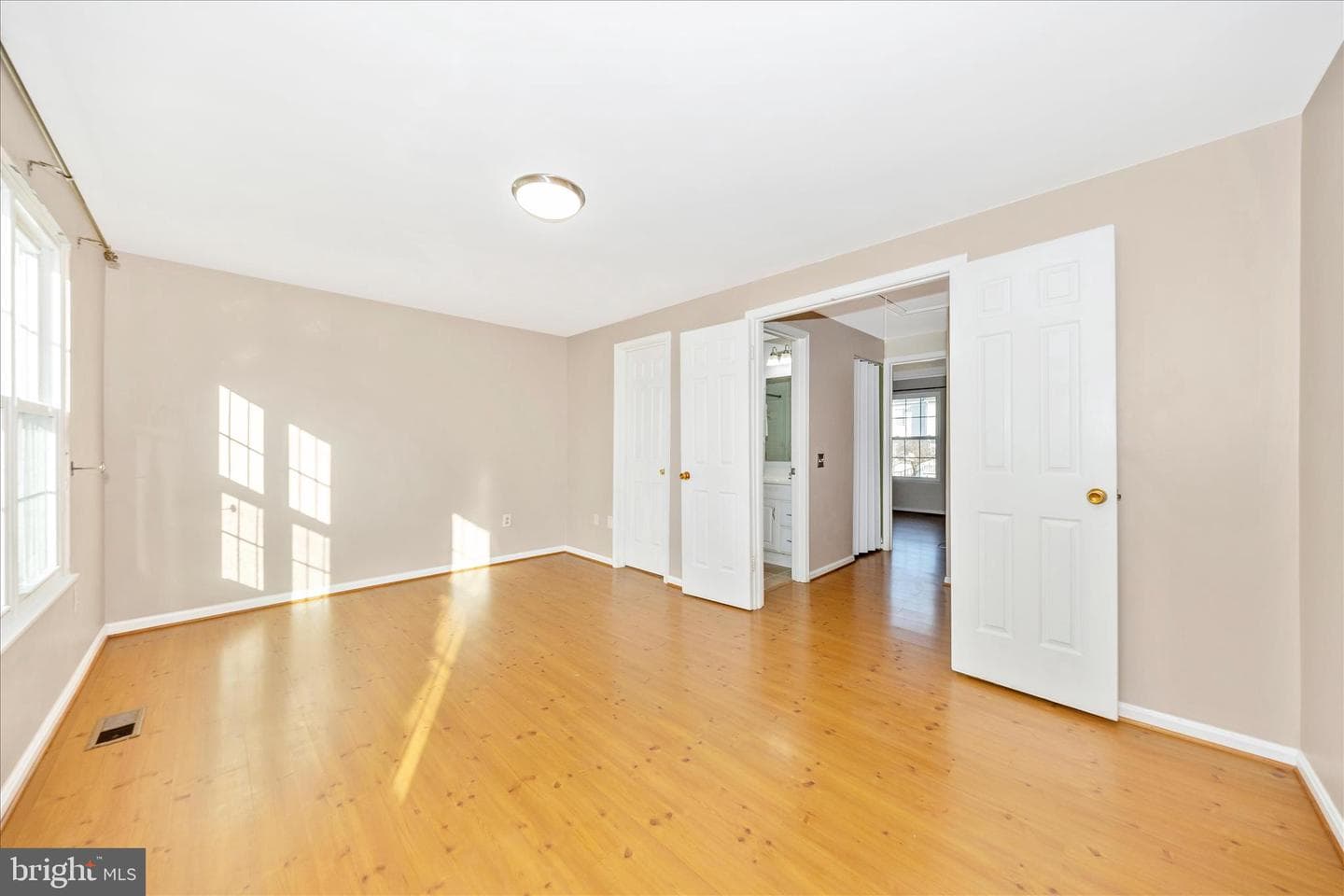 5737 Sunset View Lane photo 36