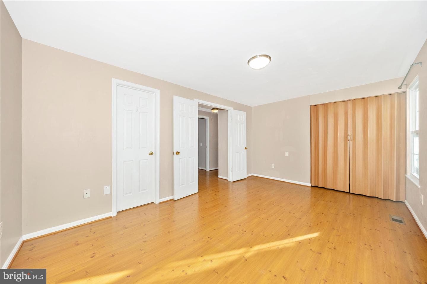 5737 Sunset View Lane photo 37