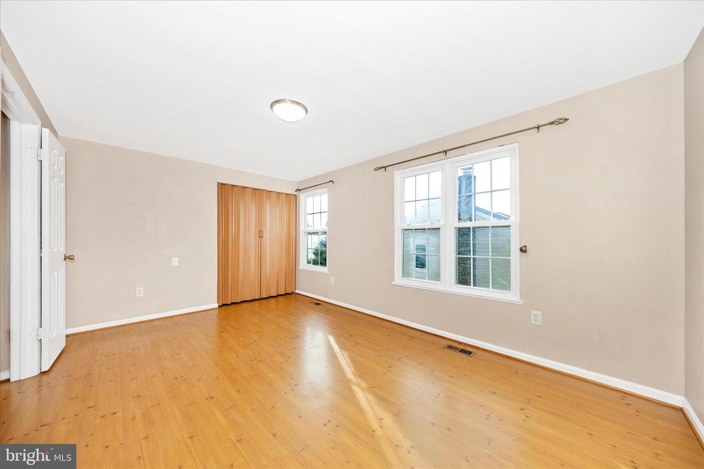 5737 Sunset View Lane photo 38