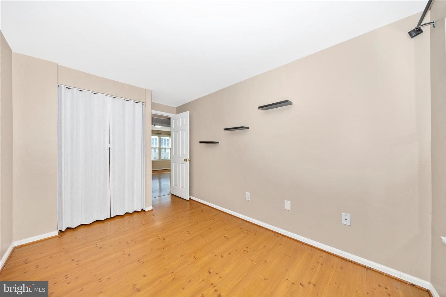 5737 Sunset View Lane photo 44
