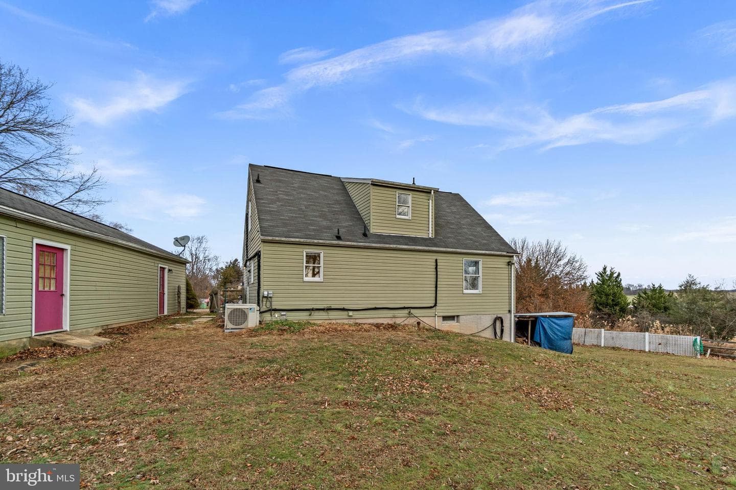 8393 Fordham Court photo 34