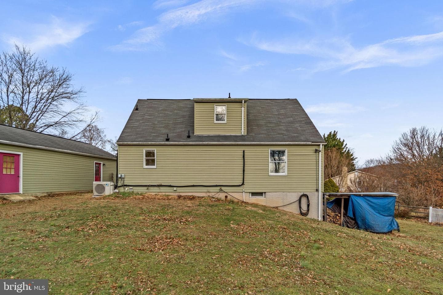 8393 Fordham Court photo 35