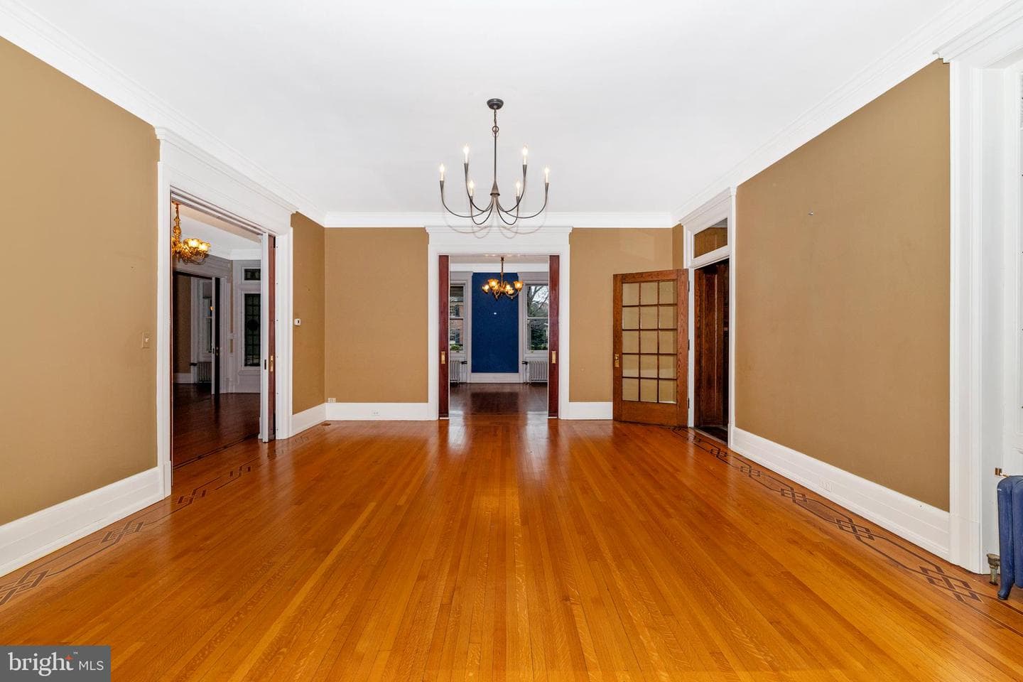 307 Upper College Terrace photo 12