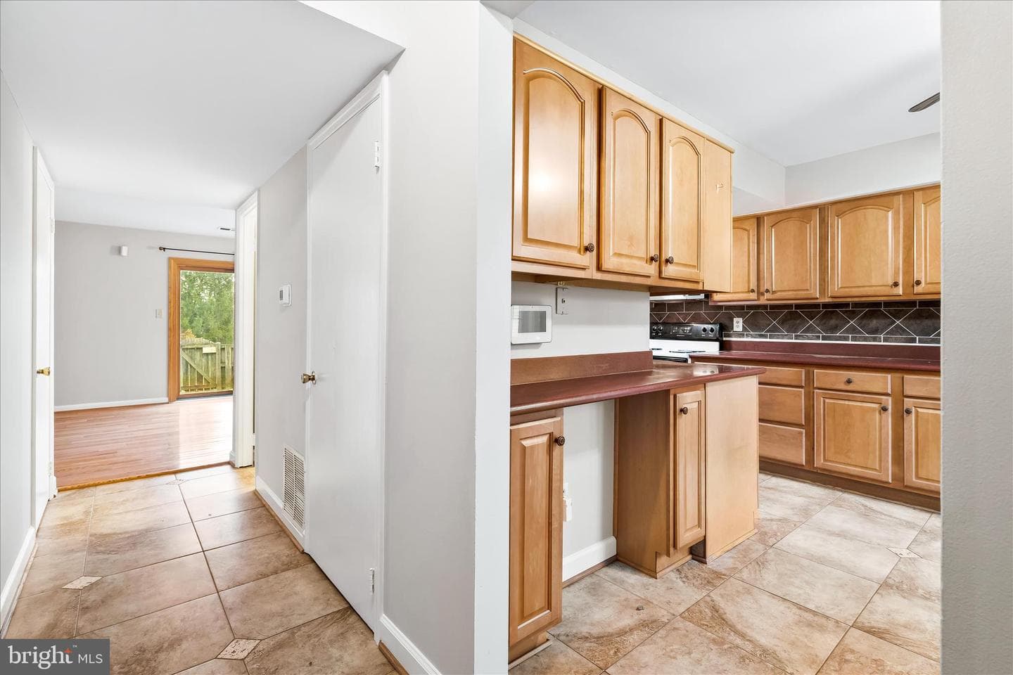 8463 Discovery Boulevard photo 13