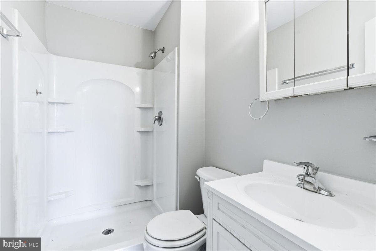 8463 Discovery Boulevard photo 24