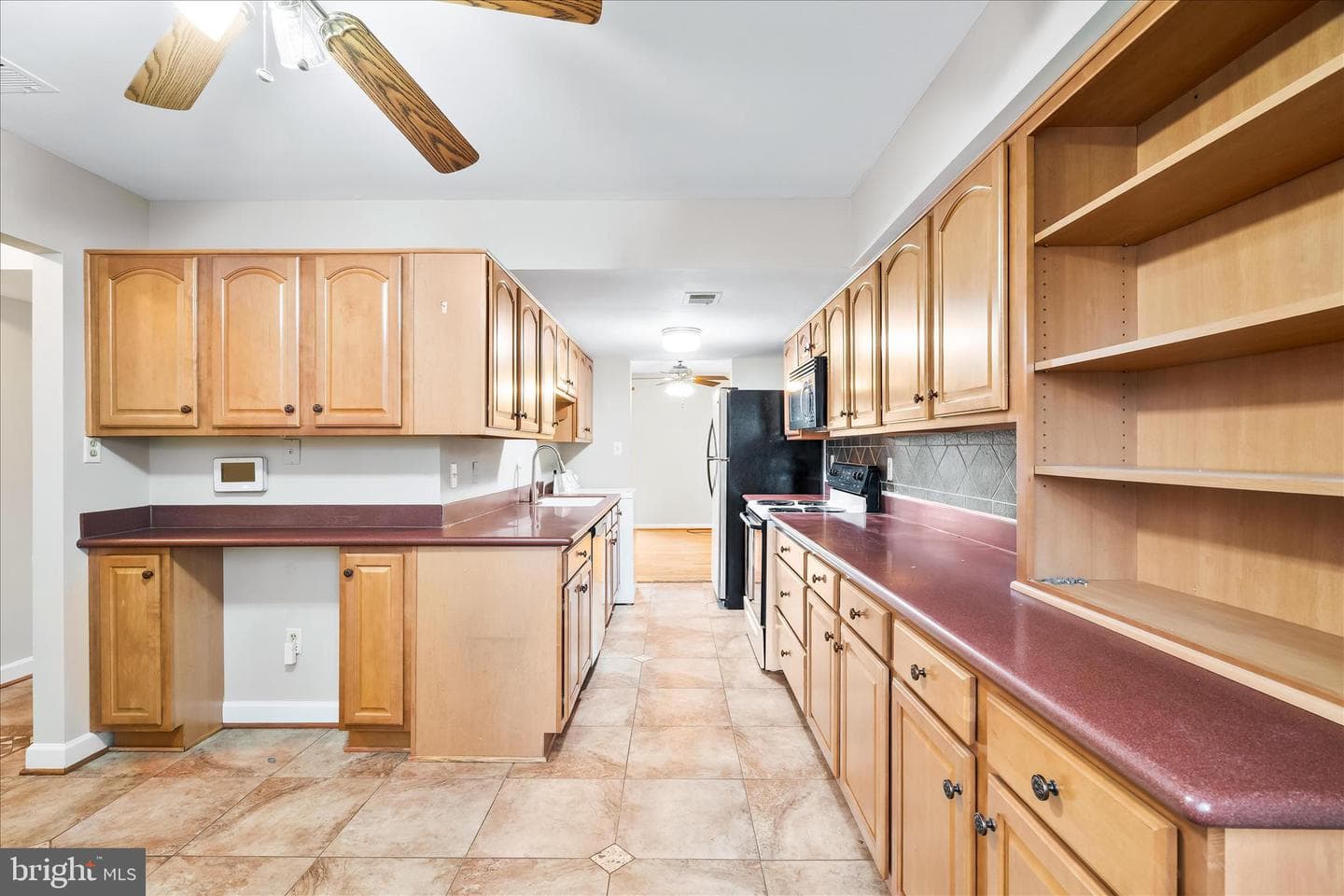 8463 Discovery Boulevard photo 7