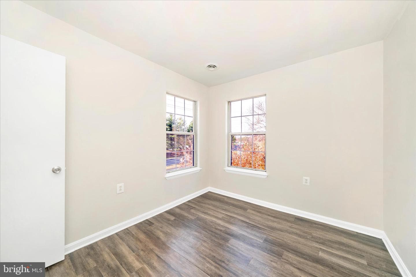 5701 Lavender Plaza #j photo 32