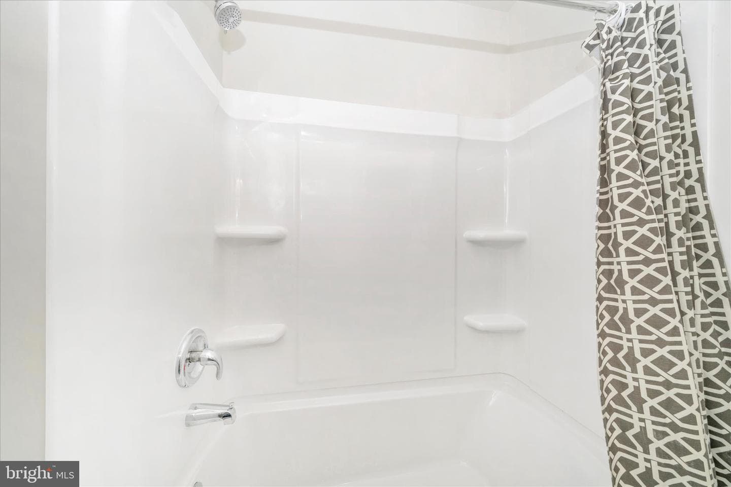 5701 Lavender Plaza #j photo 35