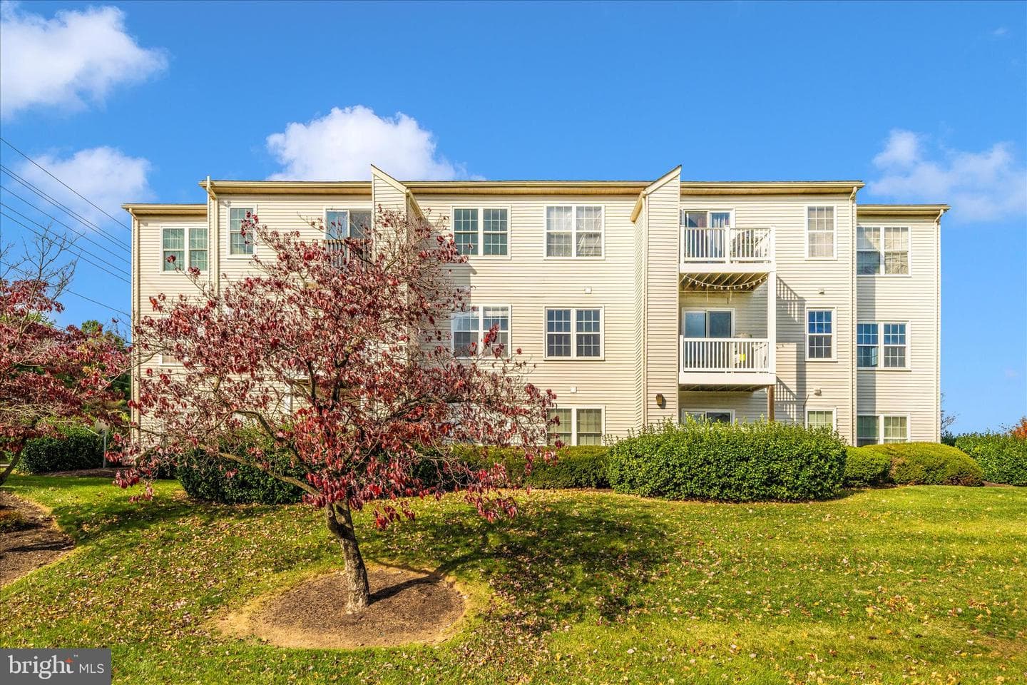 5701 Lavender Plaza #j photo 47