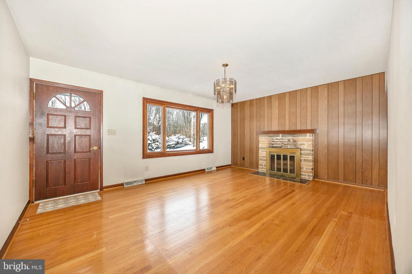 11511 Crickenberger Road photo 2