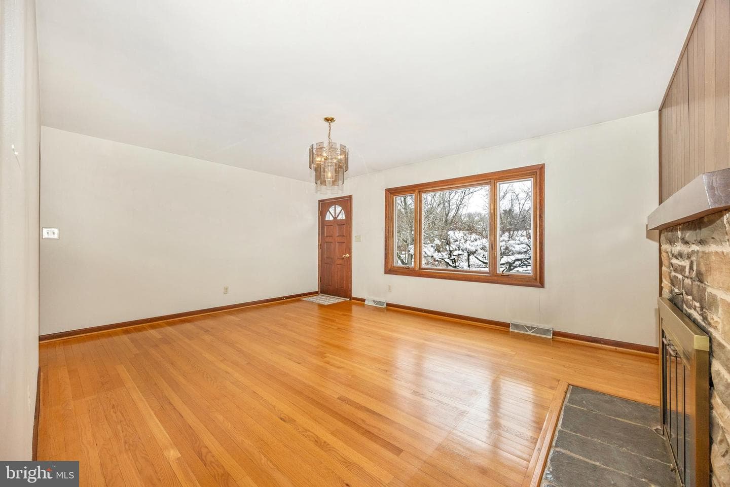 11511 Crickenberger Road photo 3