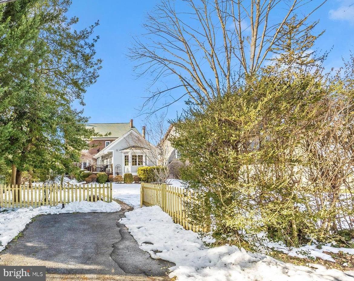328 Lindbergh Avenue photo 47