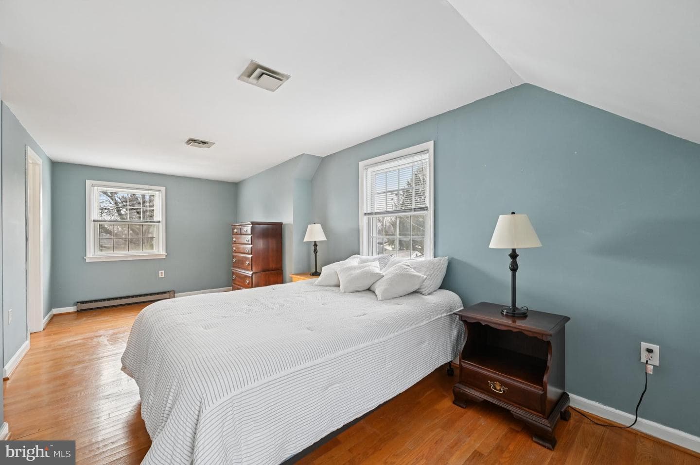 1416 W 11th Street photo 35