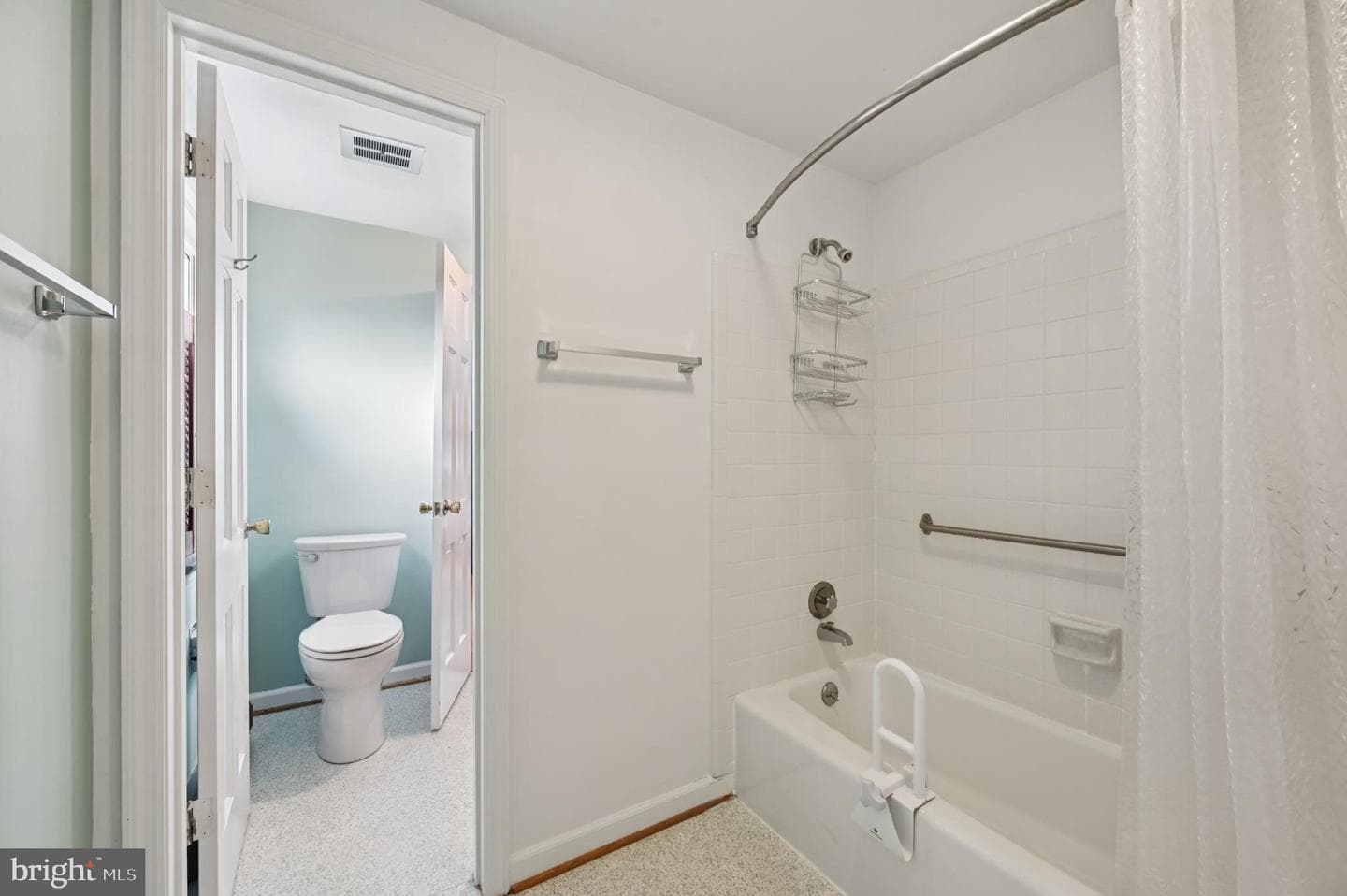 1416 W 11th Street photo 44