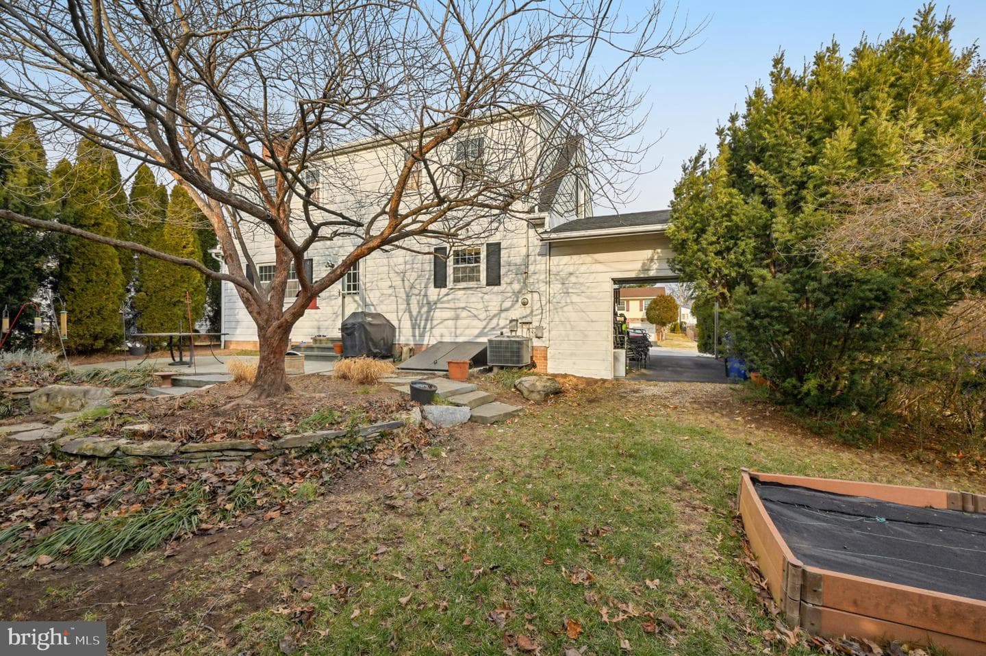 1416 W 11th Street photo 60