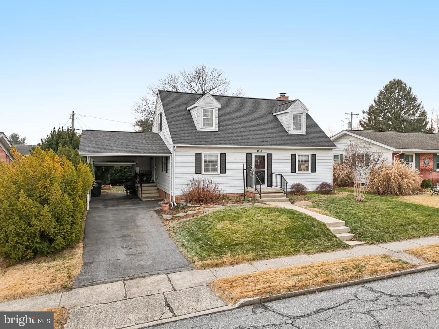 1416 W 11th Street photo 63