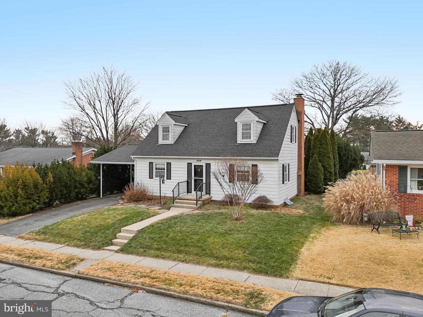 1416 W 11th Street photo 64