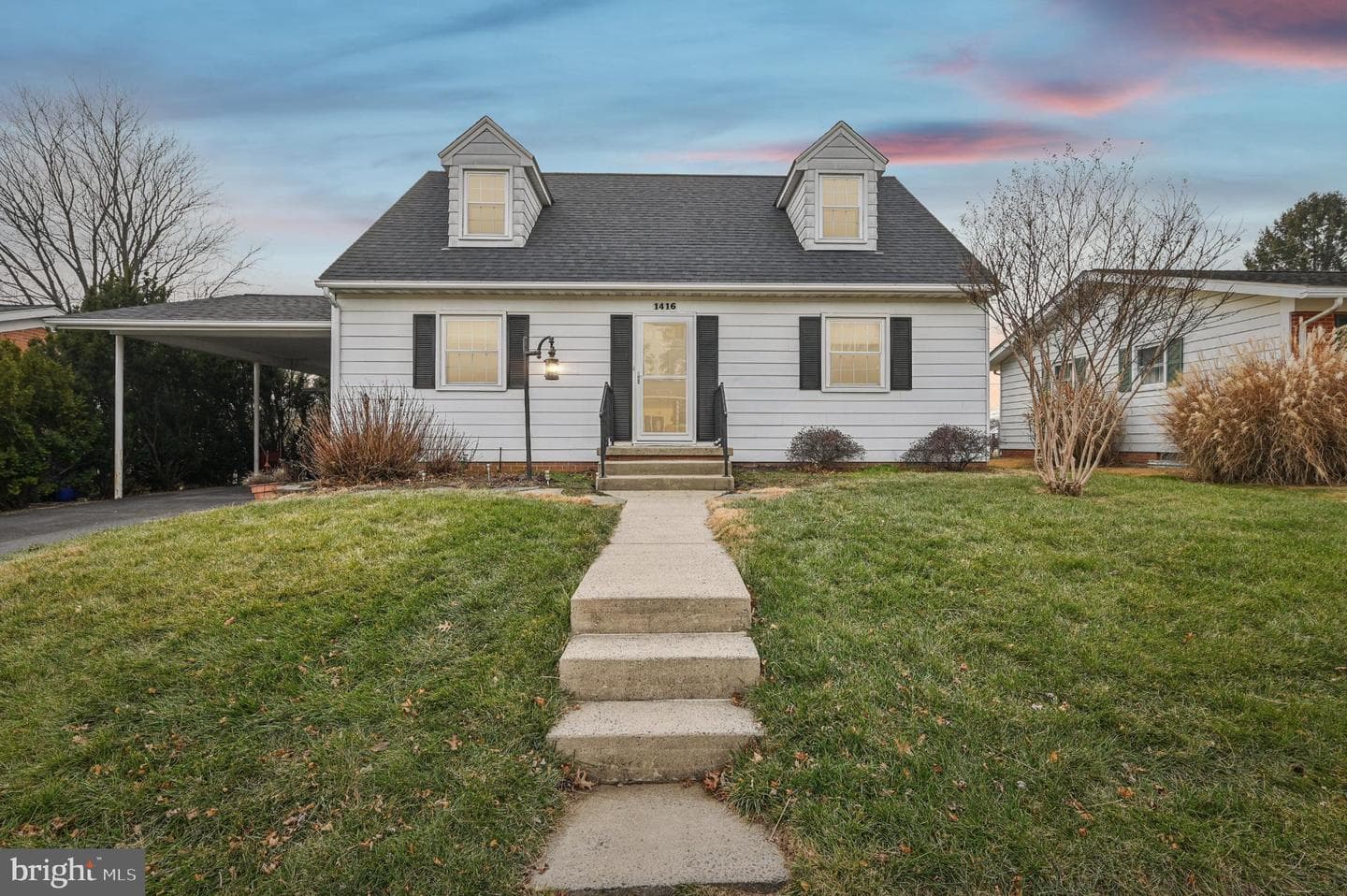 1416 W 11th Street photo 89
