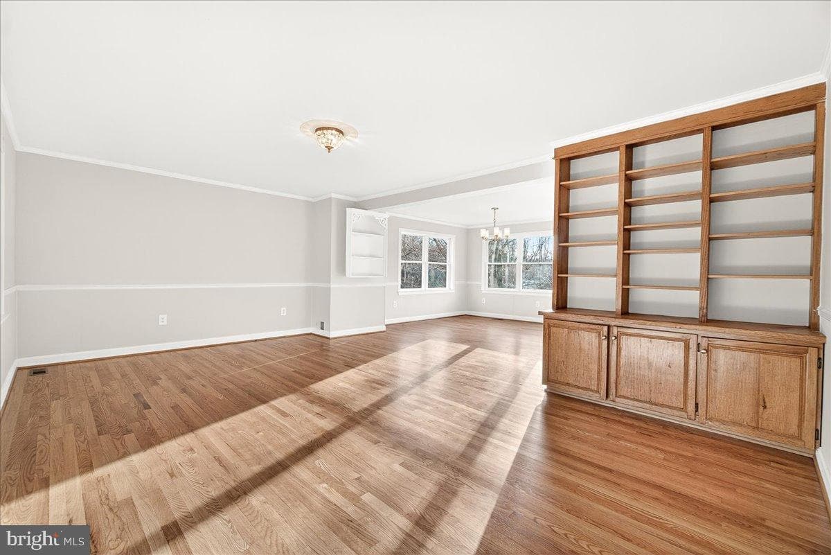 6918 Woodville Road photo 10