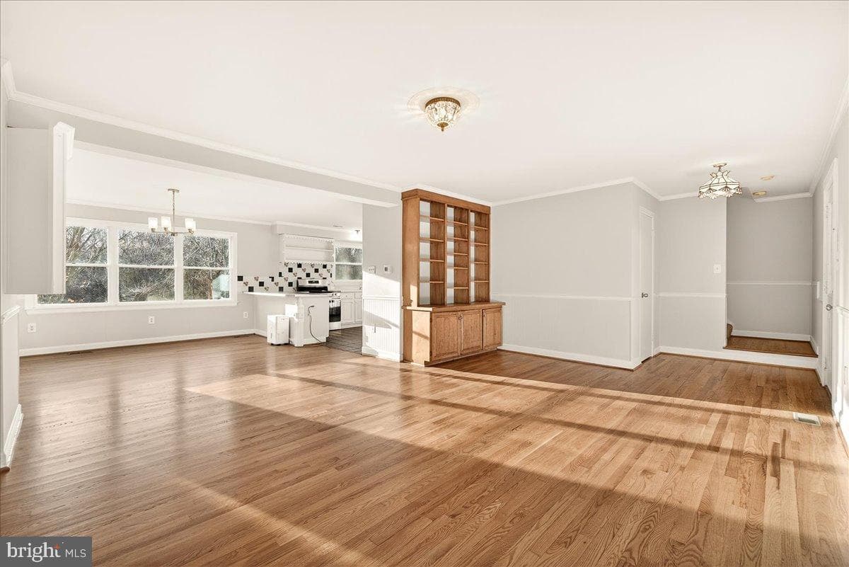 6918 Woodville Road photo 11