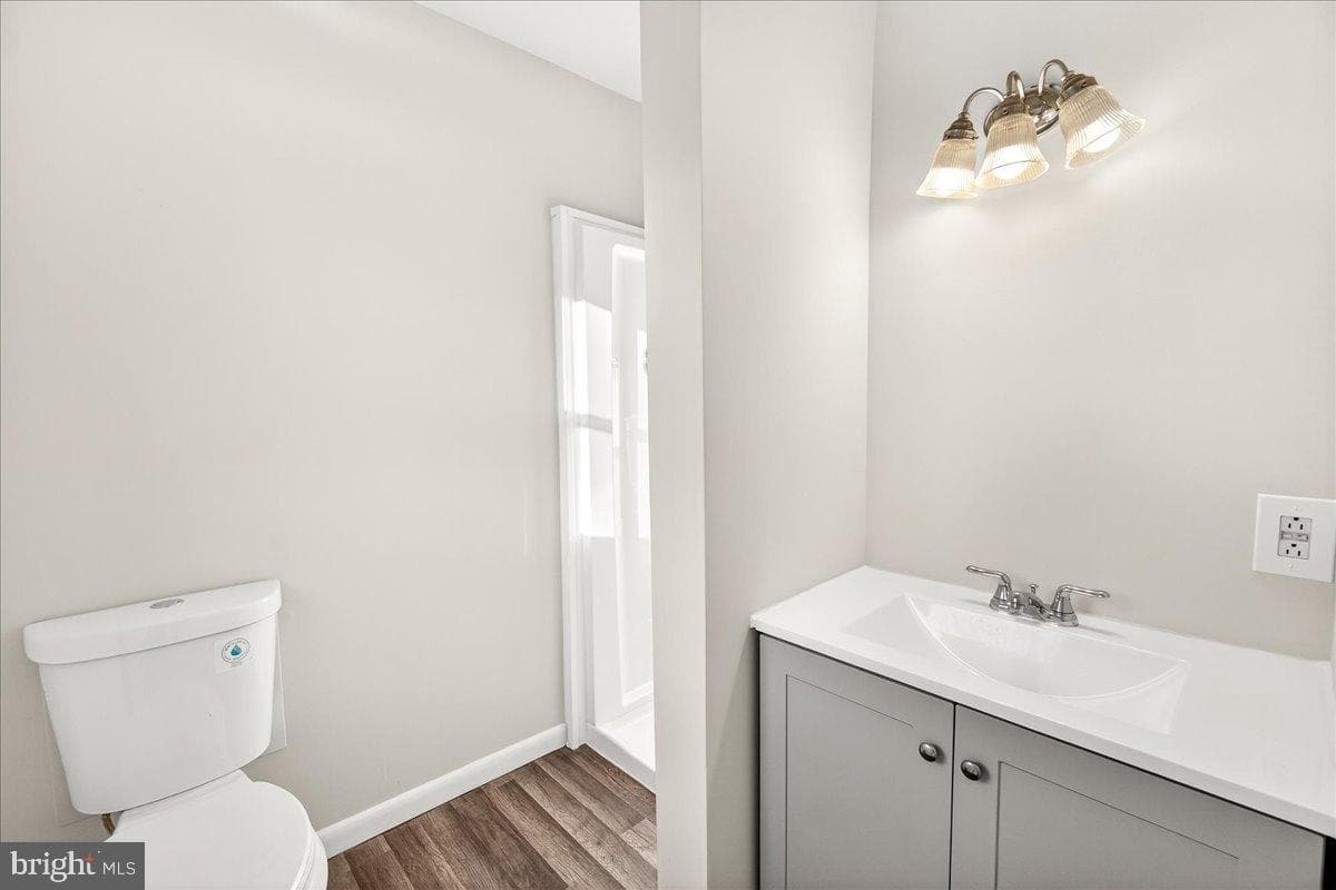 6918 Woodville Road photo 25